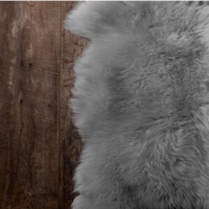 Natural Shape Sheepskin Grey 4'x6'